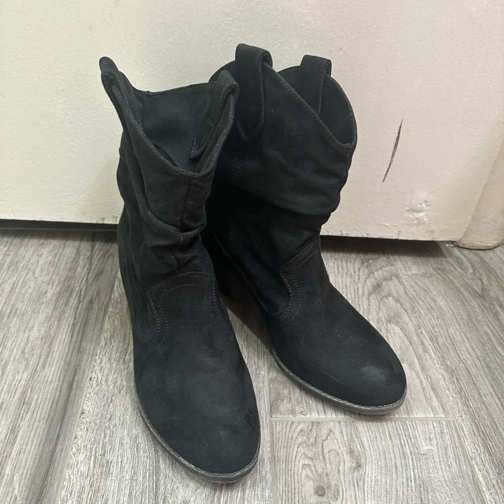 Rocket Dog Black Heeled Boots - Picture 8 of 12